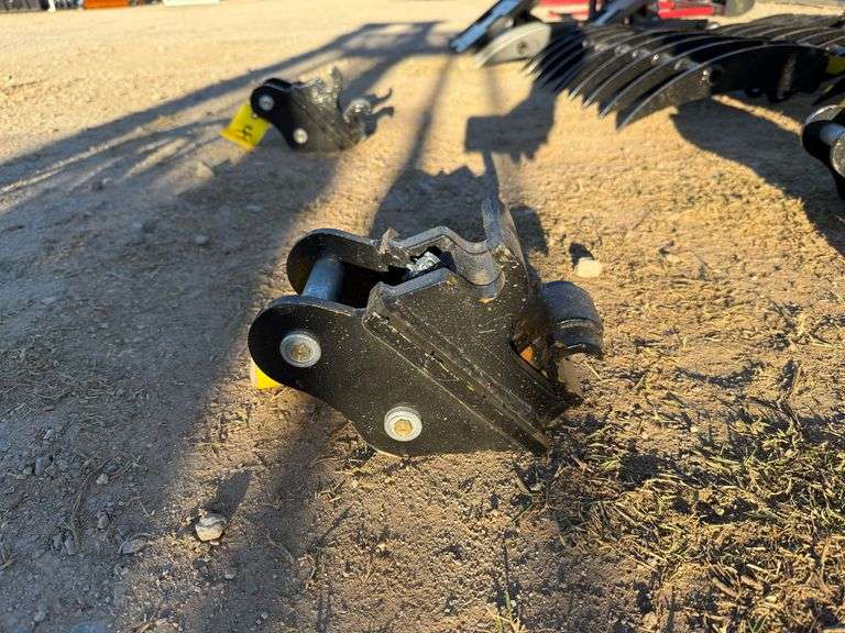 2025 Youert Unused Mini-Excavator Quick Attach image