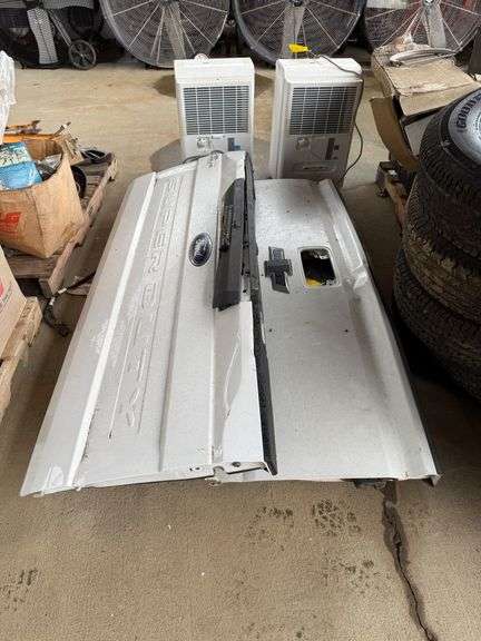 (2) Truck Tailgates - Ford and Chevrolet image