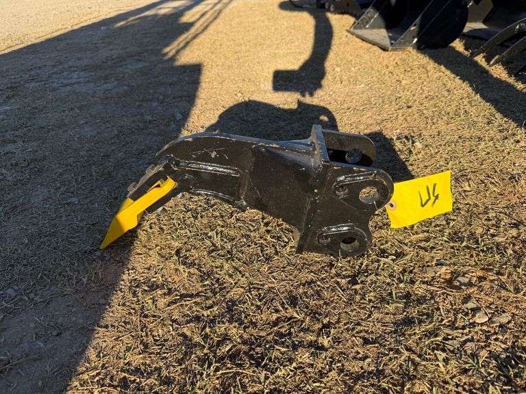 2025 Youert Unused Mini-Excavator Ripper image