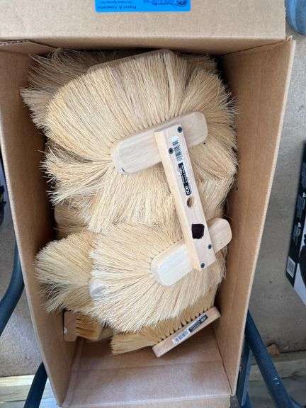 Lot - Stipple Brush image