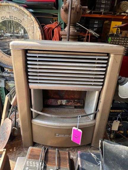 Dearborn Space Heater With Tools image