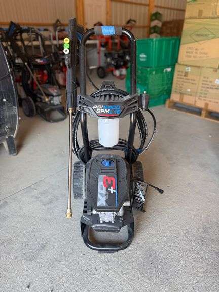 AR Pressure Washer, 2400 PSI image