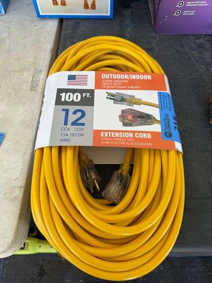 Outdoor/Indoor 100 Ft Extension Cord image