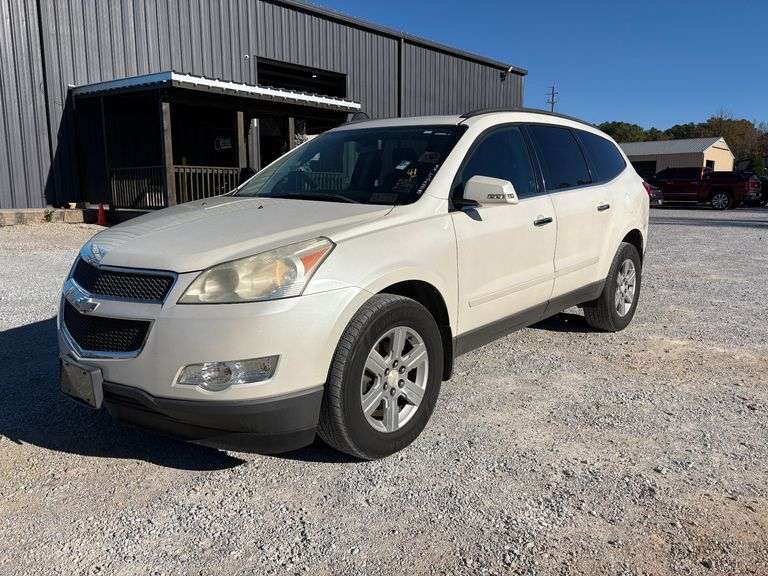 2011 Chevrolet Traverse LT 2WD image