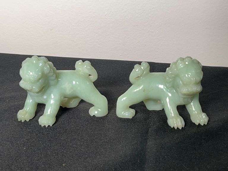 Lot - (2) Serpentine Jade Foo Dogs image
