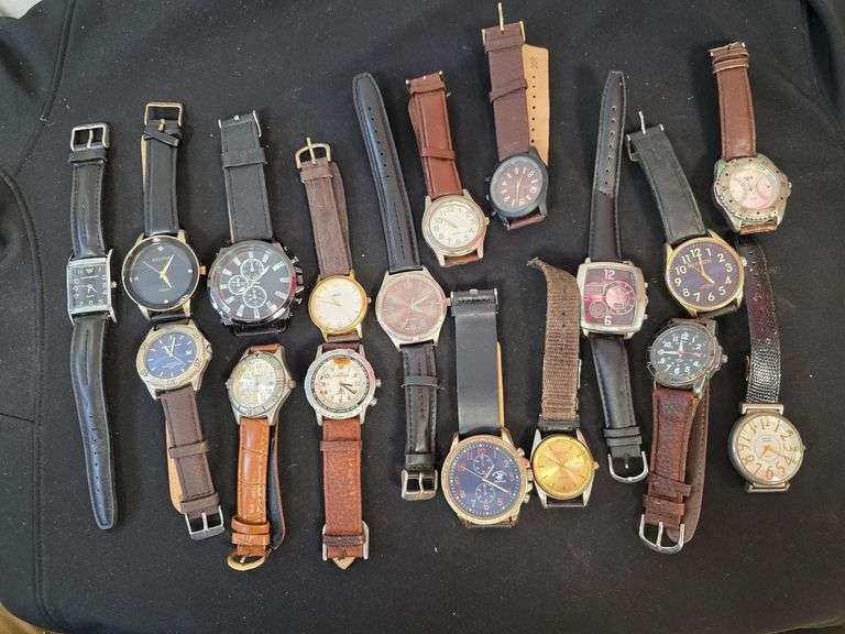 Lot - (17) Watches image