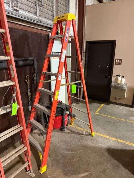 Werner 8ft Step Ladder image