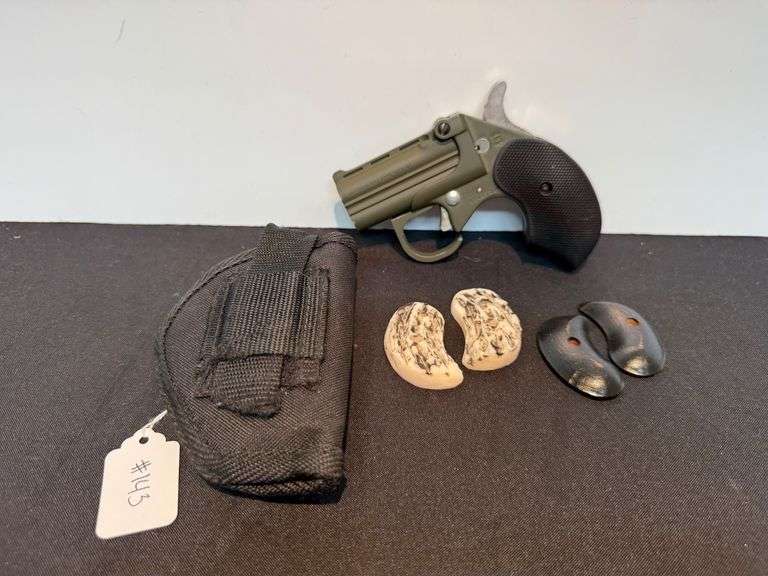 Bearman BBG9 9mm Derringer Pistol with Holster and Additional Grips image
