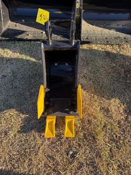 2025 Youert Unused Mini-Excavator Bucket image