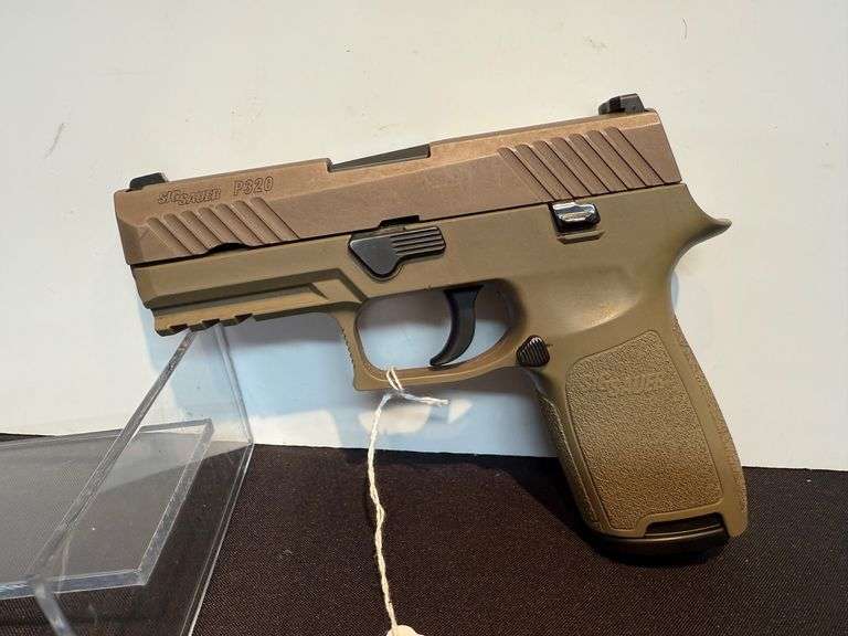 Sig Sauer P320 45 Auto Pistol image