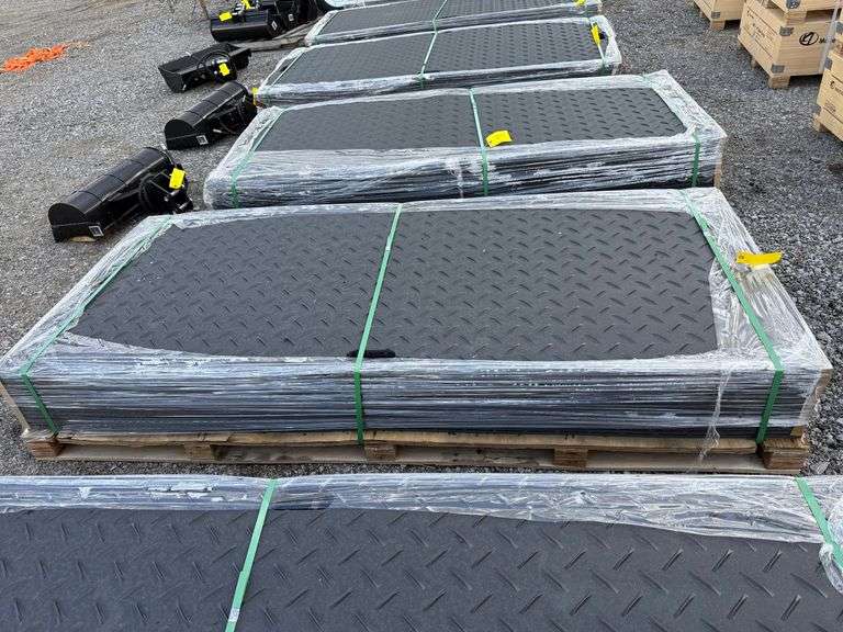 Pallet - (15) 2025 IRanch Unused IRGPM Ground Protection Mats image