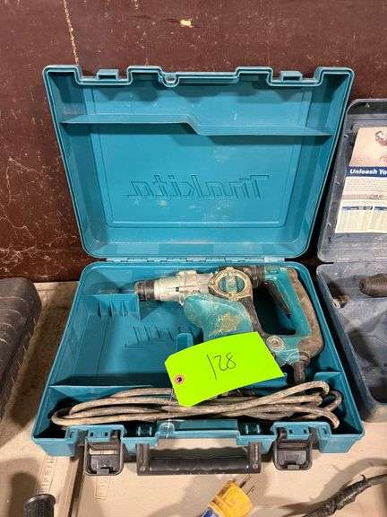 Makita HR2811F Concrete Drill image