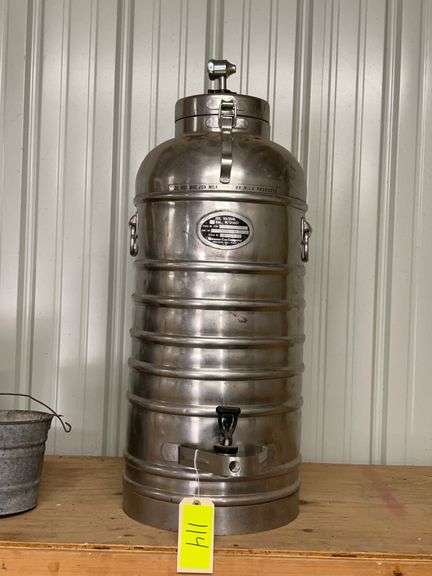 10 Gallon Vacuum Jug with Spigot image