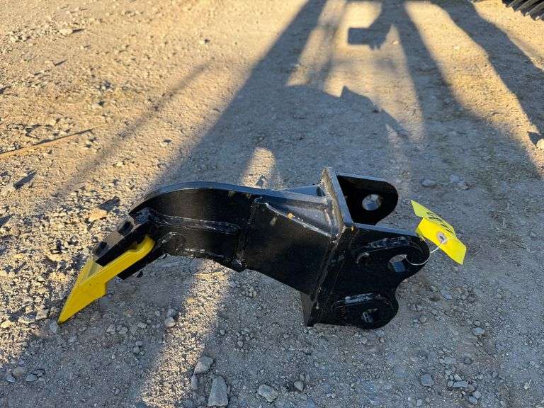 2025 Youert Unused Mini-Excavator Ripper image