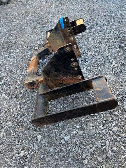 Adapter Implement image