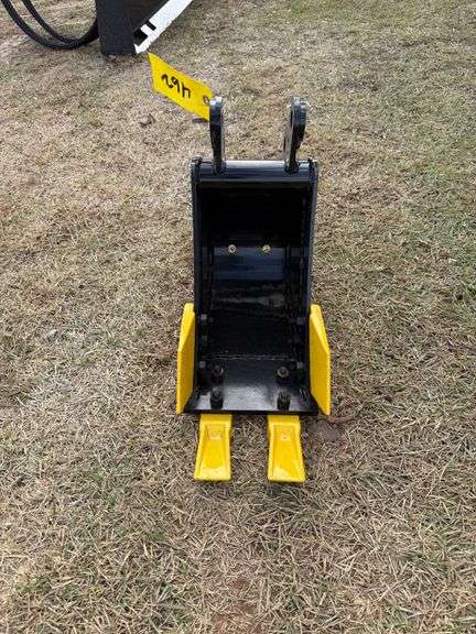 2025 Youert Unused Mini-Excavator Bucket image