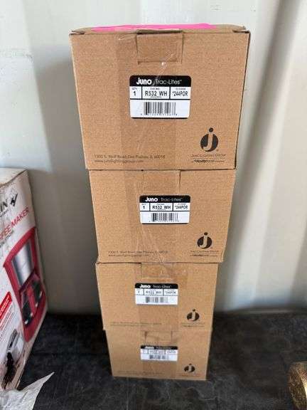 (4) Juno R532 WH Trac-Lites image