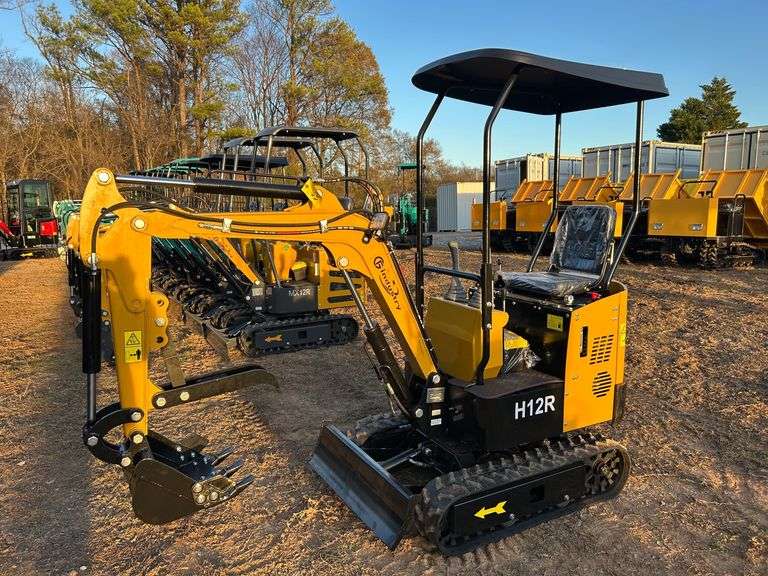 2025 CFG Industrial Unused H12R Mini Excavator image