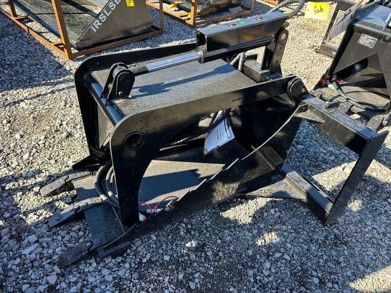 2025 GIYI Unused GY-SGB20 Skidsteer Stump Grab Bucket image