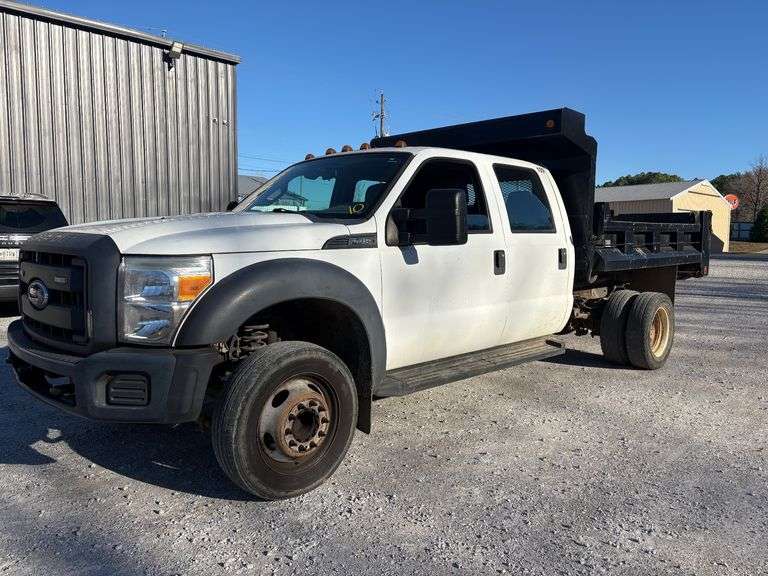 2015 Ford F-450 XL image