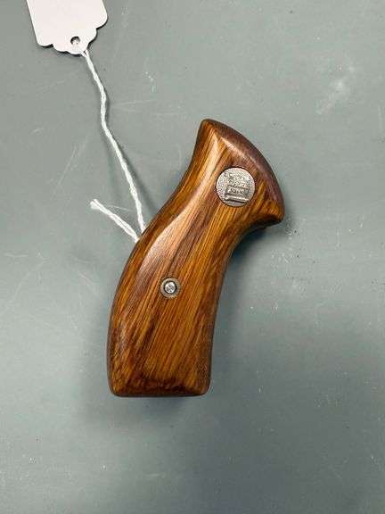 Charter Arms Undercover .38 Special Factory Wood Grips image
