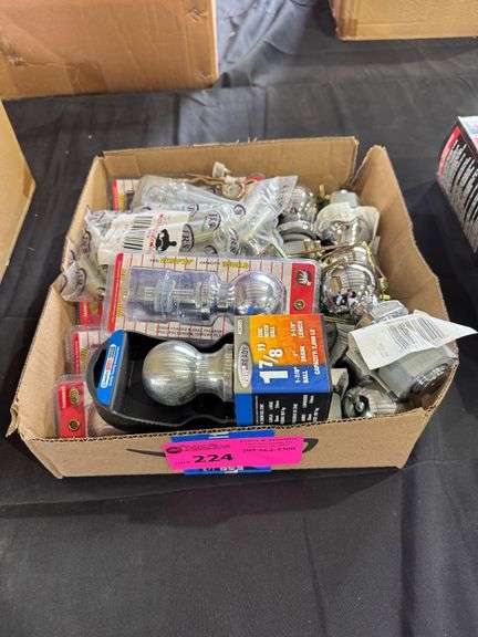 Lot - Assorted Hitch Ball image