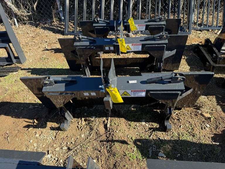 2025 Wolverine Unused PT-16-01C Skidsteer 3pt Quick Attach Hitch Adapter image