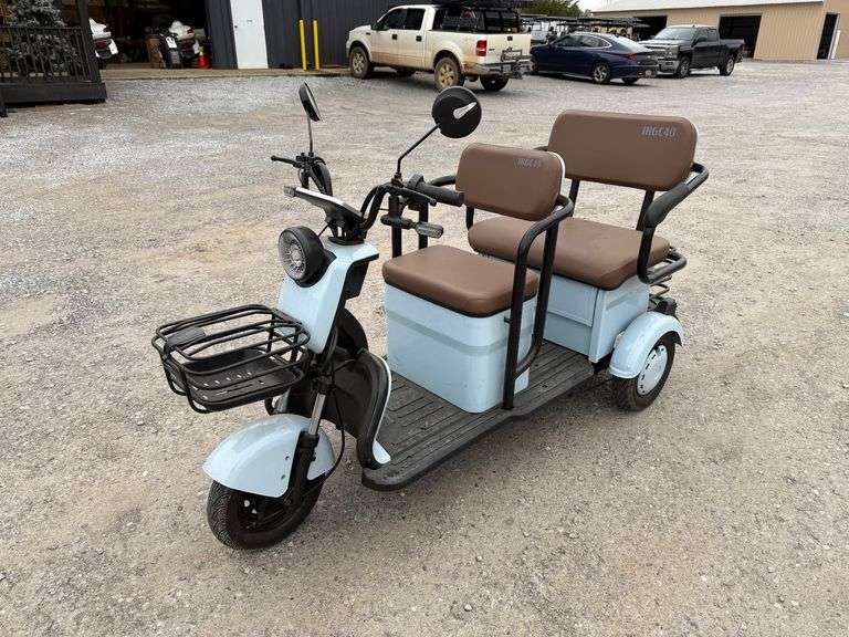 IRGC40 3-Wheeled Scooter image