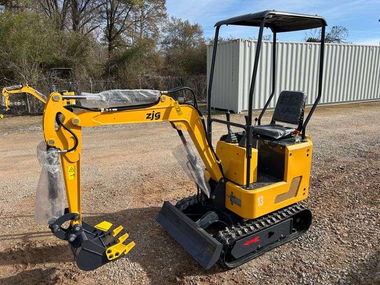 2025 ZJG Unused ZJ-13 Mini-Excavator image