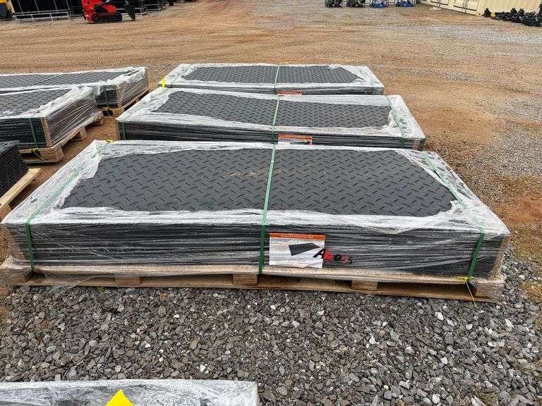 Pallet - (15) 2025 Aboss Unused Ground Protection Mats - 4ft x 8ft image