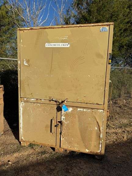 8ft Tool Box with Contents image