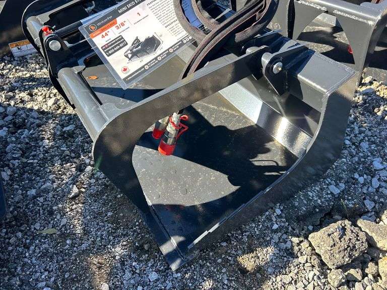 2025 Wolverine Unused MSG-11-44W Mini Skid Steer Stump Grapple image