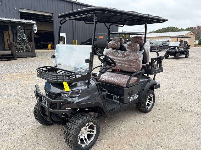 2025 SDLanch Unused SDLGC80 4-Seats Electric Golf Cart image