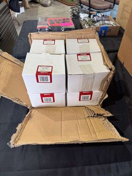 Lot - Drywall Screws #6x1-5/8in image