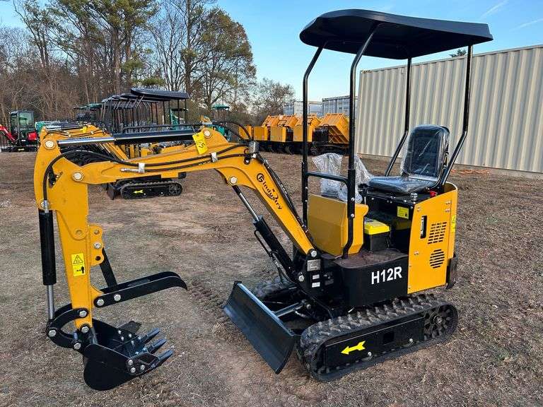 2025 CFG Industrial Unused H12R Mini Excavator image
