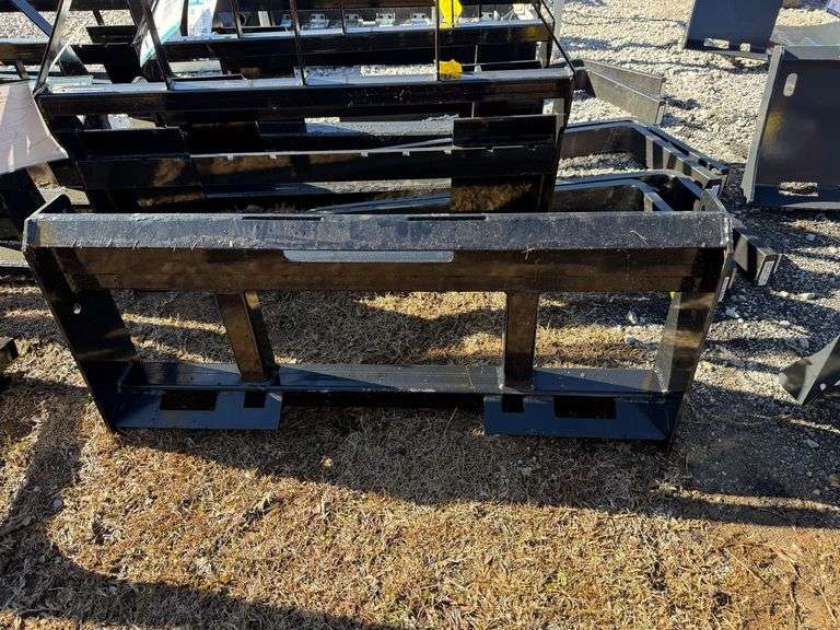 2025 Wolverine Unused PFF2-13-45W Skidsteer Pallet Fork Frame image