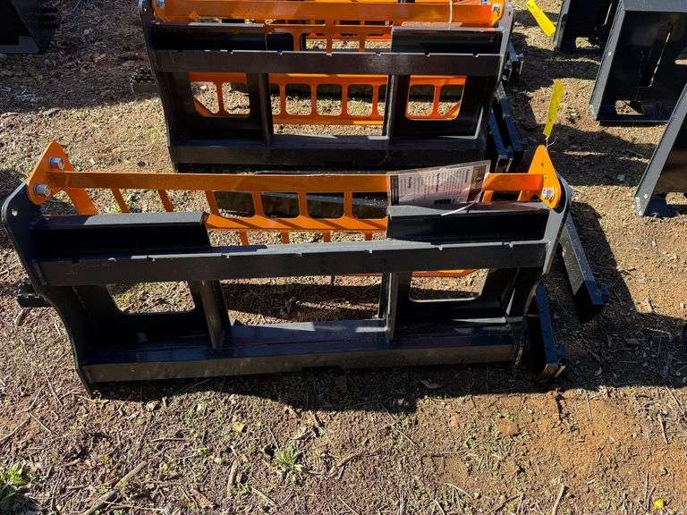 2025 Wolverine Unused PF-11-3500G Skidsteer Pallet Forks image