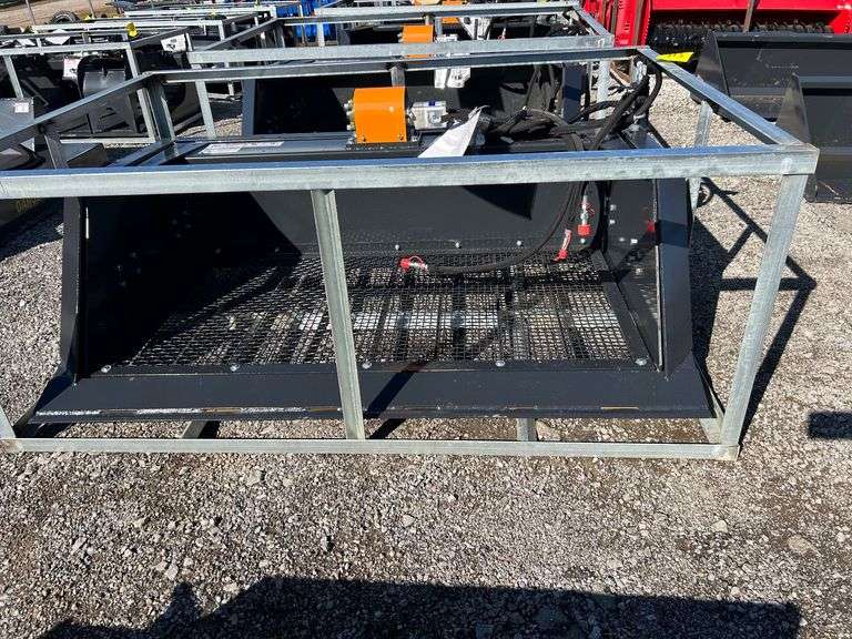 2025 Wolverine Unused SB-12-72W 72in Skidsteer Vibrating Screening Bucket image