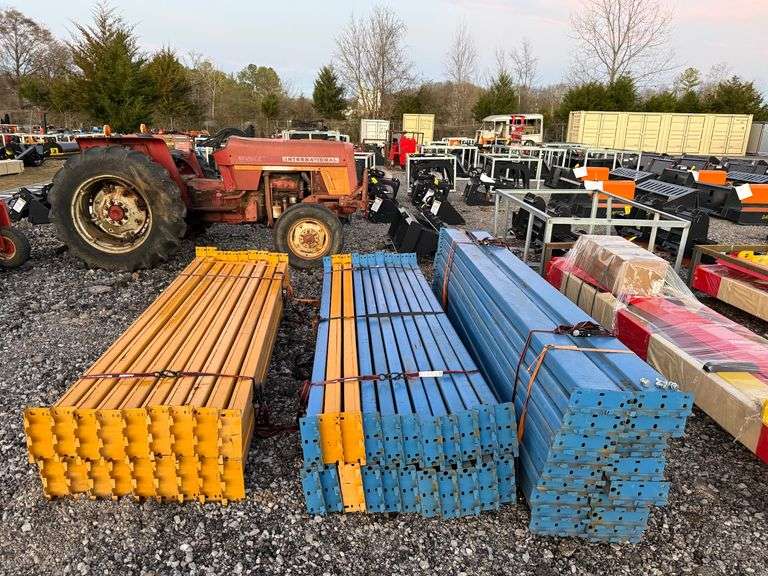 Pallet Racking image