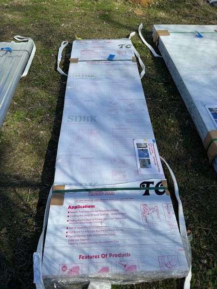 Clear Multiwall Polycarbonate Panels, 7.87ft L x 2.25ft W x 6mm Thick - 20 Pieces image