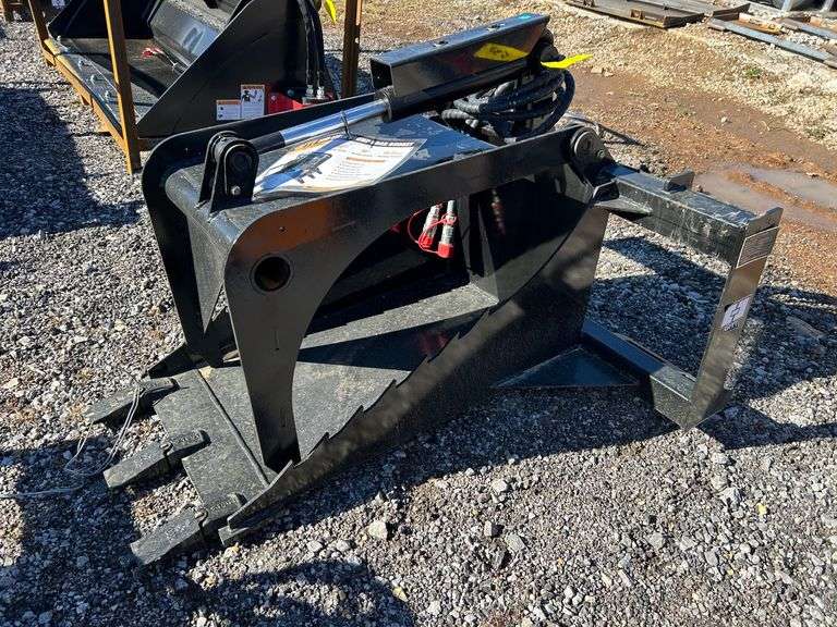 2025 GIYI Unused GY-SGB20 Skidsteer Stump Grab Bucket image