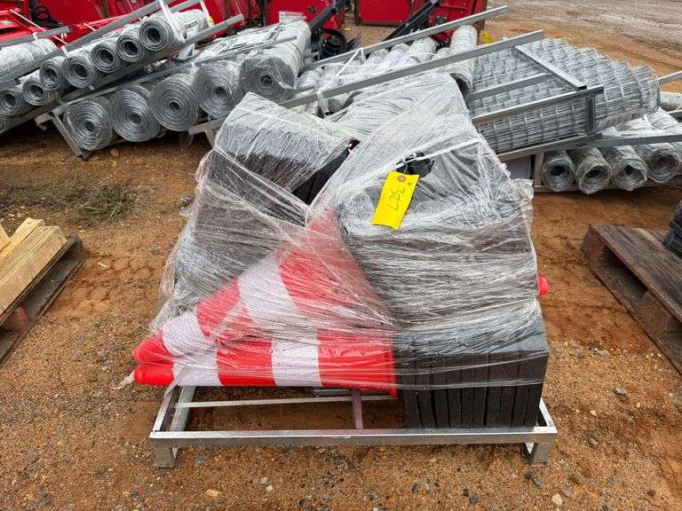 Pallet - (60) AllMetal Unused K1428 Highway Traffic Cones image
