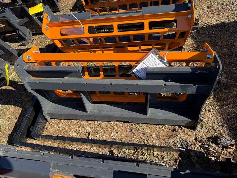 2025 Wolverine Unused PF-11-3500G Skidsteer Pallet Forks image