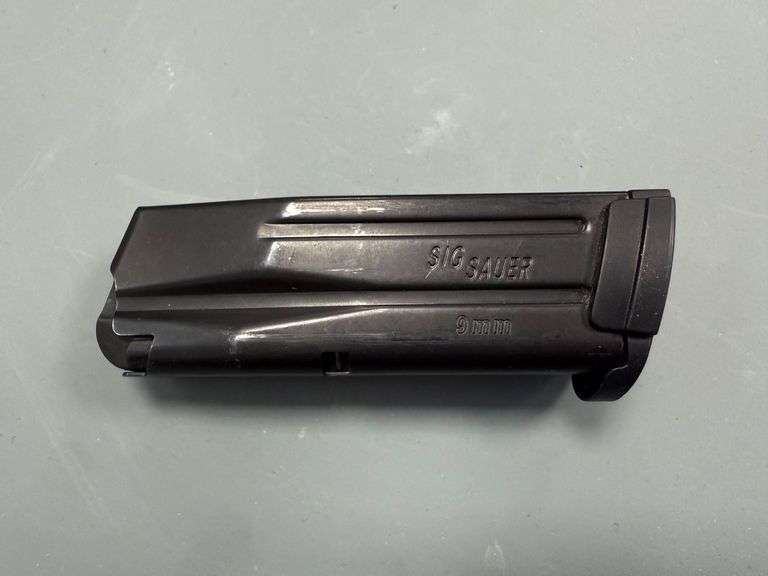 Sig P320 12-Round 9mm Magazine image