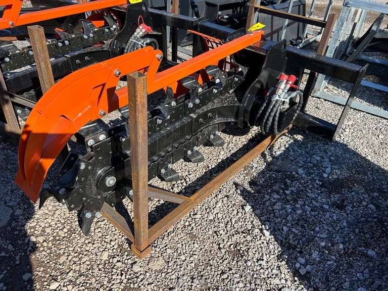 2025 GIYI Unused D39 Skidsteer Trencher image