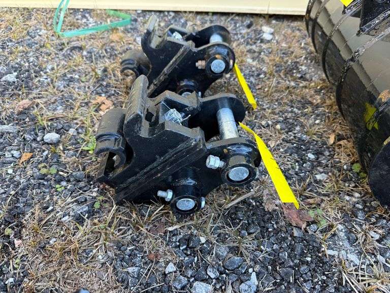 2025 Youert Unused Mini-Excavator Quick Attach image