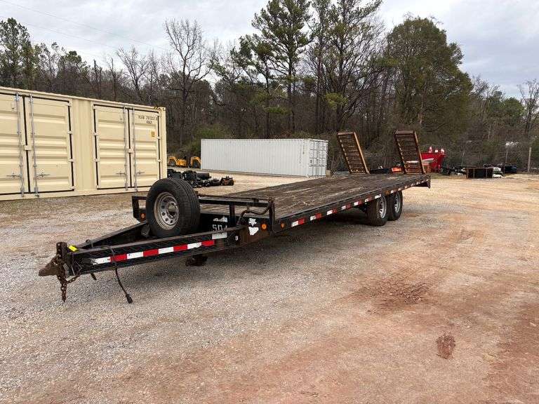 2003 24' Tandem Axle Deck Over Trailer image