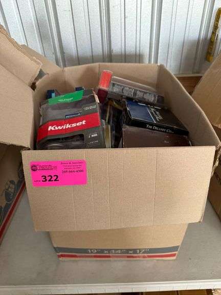 Lot - Door Hardware image