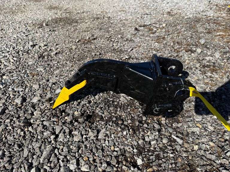 2025 Youert Unused Mini-Excavator Ripper image