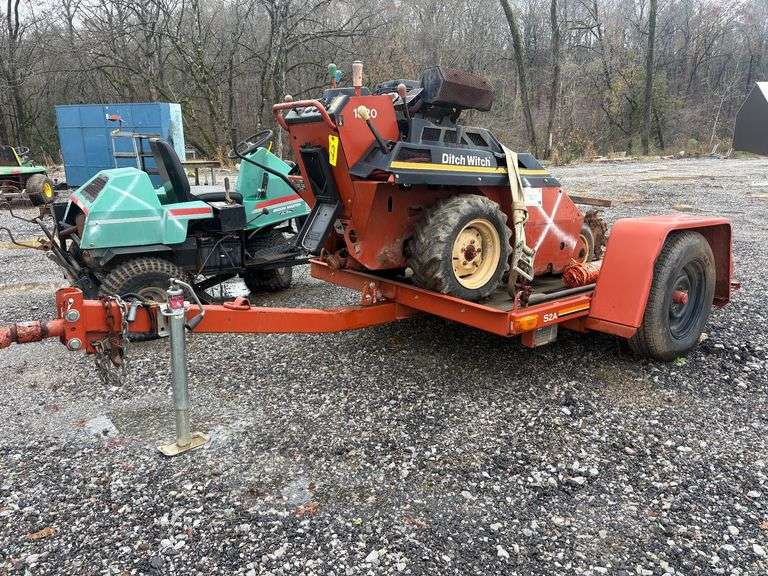 Ditch Witch with S2A Tilt Trailer image